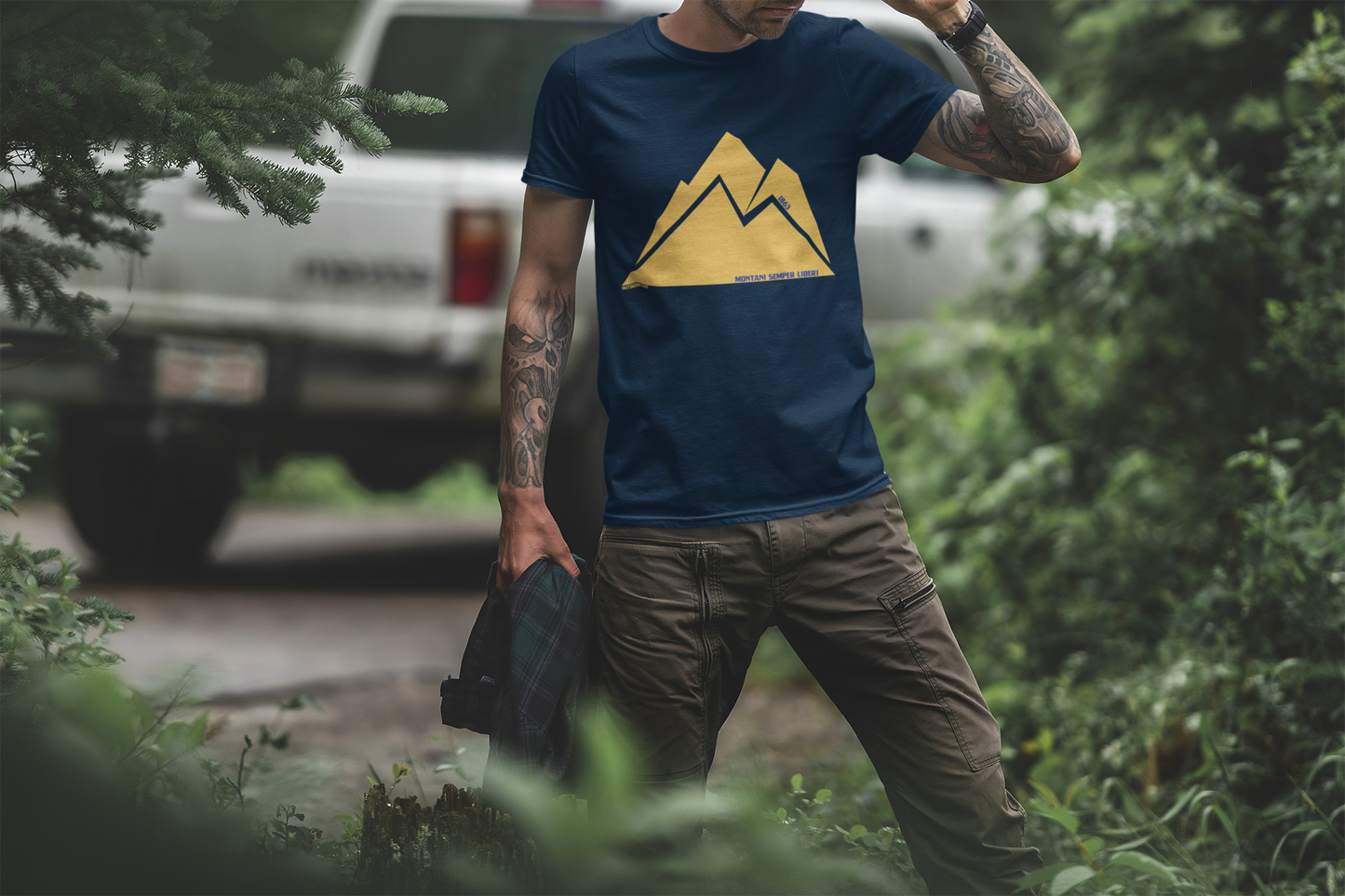 Montani Tee